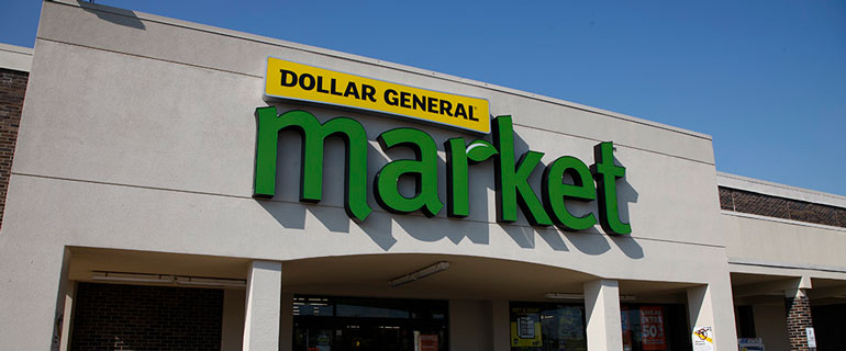 Dollar General Market Store Exterior