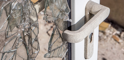 Broken-Glass_Door
