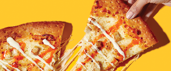 RaceTrac Launches New Buffalo Ranch Chicken Pizza - Vimarsana News