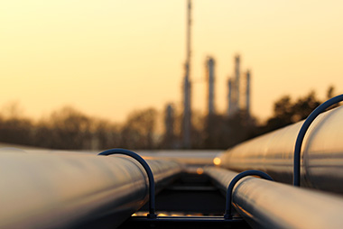 CrudeOil_Pipeline_Refinery.jpg