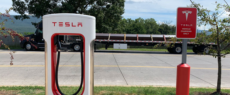 https://www.convenience.org/getmedia/080c585b-c19f-4d73-8c14-d564131b3851/sheetz-ev-charger-700x320.jpg