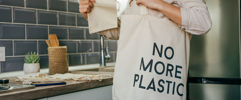 https://www.convenience.org/getmedia/0891cc17-e72f-49d3-9898-52a5a8cb1644/eco-driven_eco-conscious_enviornment_sustainability.jpg