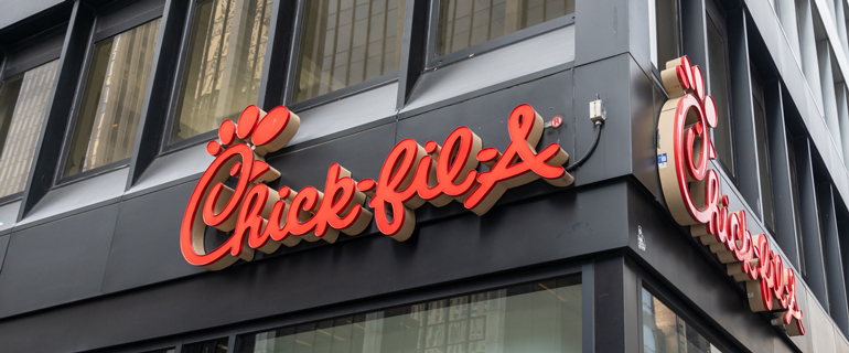 https://www.convenience.org/getmedia/09ae06e9-f66d-431e-9a3c-d9d6098ddf10/chick-fil-a_770x320.jpg