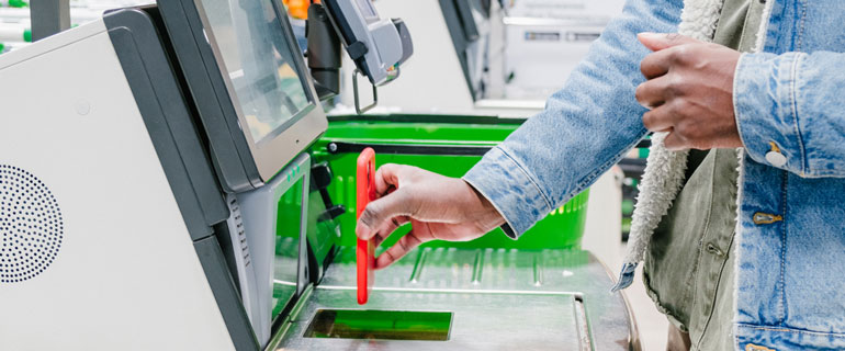 https://www.convenience.org/getmedia/0f19e56b-2f14-4274-ae44-b34b157a7d7f/iStock-1323309075_770x320_self-checkout.jpg