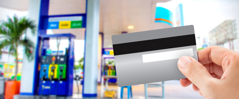 https://www.convenience.org/getmedia/104cb0e4-3692-4317-8781-9cf828021523/Credit-card-at-gas-station.jpg