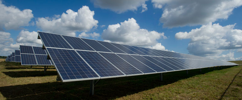 https://www.convenience.org/getmedia/156d91ce-1fc5-44ea-b028-53af7c1a4007/american-public-power-association-513dBrMJ_5w-unsplash-770x320-solar-panels.jpg