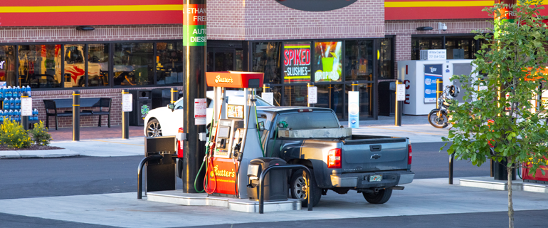 https://www.convenience.org/getmedia/27d74f09-8326-40ae-953d-cb40036b68c3/Rutters_messaging_forecourt_signage_marketing.png