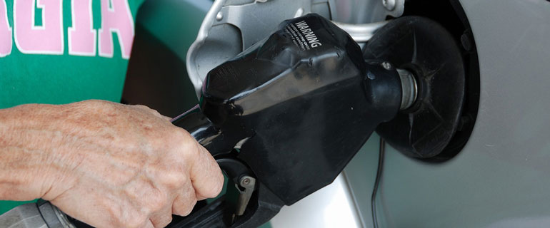 https://www.convenience.org/getmedia/2c382e1c-3d54-442d-84bb-ab5596b59b1f/pumping-gas-1631638_1280-770x320.jpg