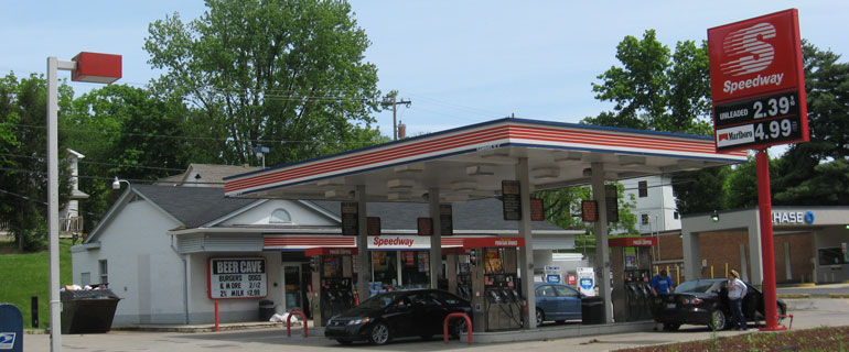https://www.convenience.org/getmedia/2c599b92-3620-45a4-bd80-7863045c118e/Speedway_Athens_OH_USA-770x320.jpg