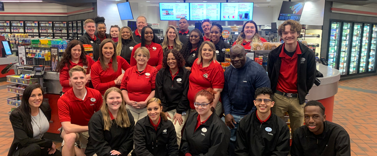 https://www.convenience.org/getmedia/32c7b003-12d7-4823-9873-1bfc23948c68/quik-trip_new-store-opening_chattanooga-tennessee.jpg