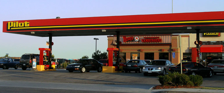 https://www.convenience.org/getmedia/33521440-8d06-468b-948e-62e62687ce20/Pilottravelcenter-770x320.jpg