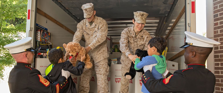 https://www.convenience.org/getmedia/356f2bdd-4521-4bed-93b5-940819694bb7/C80B9478_770x320_Toys-for-Tots.jpg