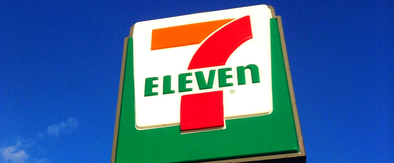 https://www.convenience.org/getmedia/3bb9c658-ea98-4cfb-8527-01885532448f/7-Eleven-Sign_770x320.png
