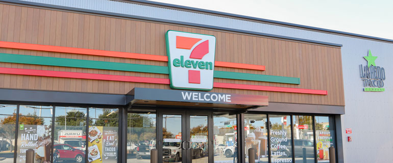 https://www.convenience.org/getmedia/44b7f9f0-e0d6-4377-ac27-6958c6cff02c/7-Eleven-Evolution-Store-Dallas-770x320.jpg