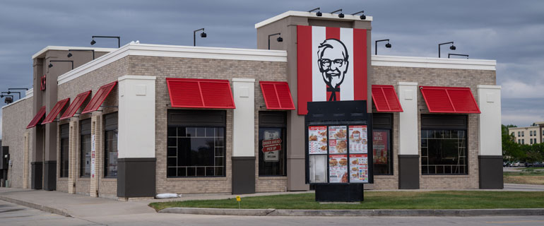 https://www.convenience.org/getmedia/4de82090-c981-41c1-b8fa-e9c8bc9e2d85/KFC_nuggets_pilot_charlotte-north-carolina_fast-food_foodservice.jpg