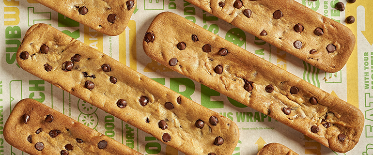 https://www.convenience.org/getmedia/4e3219d2-9f38-42c3-bdb9-6c8dd1269c53/footlong-cookie-770x320.jpg