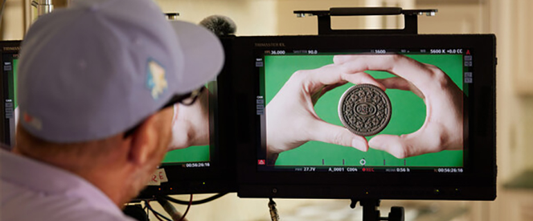 https://www.convenience.org/getmedia/50e2ba3f-eaee-45df-b441-a6d3ec329c8d/oreo-commerical-770x320.jpg