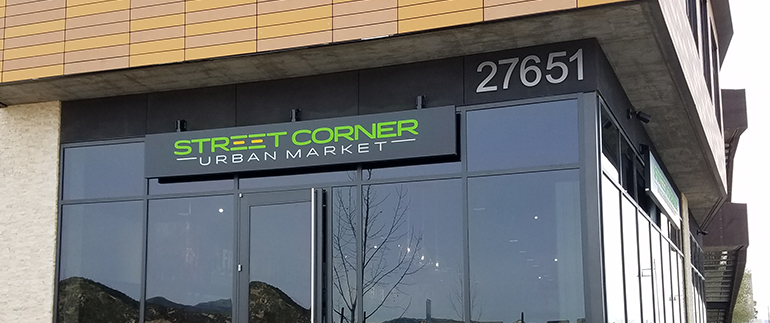 https://www.convenience.org/getmedia/54e21393-a0c9-4420-bce0-8d070b57b5cb/Santa-Clarita-Street-Corner-770x320.jpg