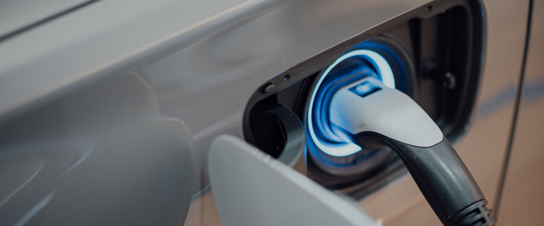 https://www.convenience.org/getmedia/56c9ff40-3899-4dca-ba24-57bc212a4283/chuttersnap-xfaYAsMV1p8-unsplash-770x320-EV-Charging.jpg