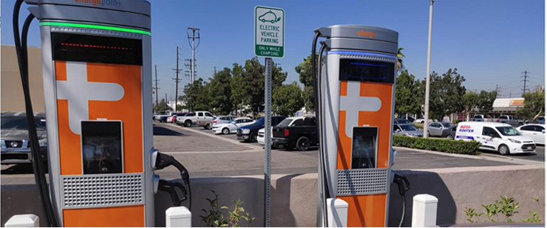 https://www.convenience.org/getmedia/58b6549c-76ca-4578-9cdf-934793e773b2/chargepoint-charger-770x320.jpg