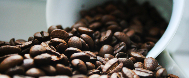 https://www.convenience.org/getmedia/5ccaf77b-698f-4cce-9082-2633055a6865/jo-lanta-654165-unsplash-770x320-coffee.jpg