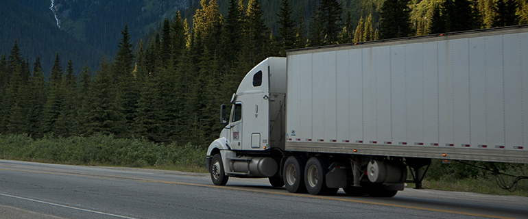 https://www.convenience.org/getmedia/61d08674-eb6a-46c0-a162-c2ba120596ba/logistics-lorry-mountains-770x320.jpg