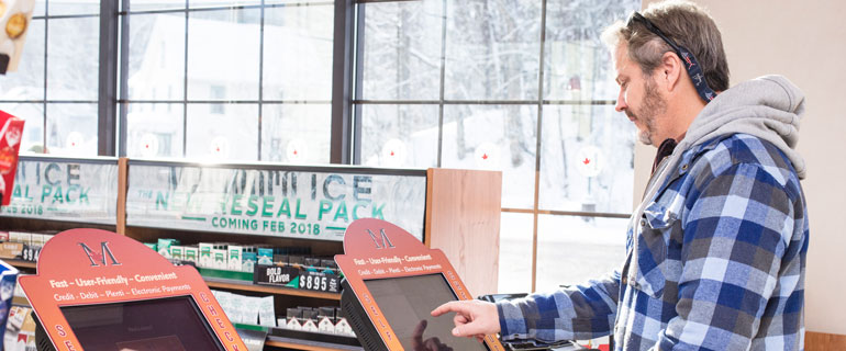 https://www.convenience.org/getmedia/6352c1b3-eda3-489a-ab6e-2bb85538be89/303-Category-Close-up_-Customer-Facing-Technology_770x320_self-checkout.jpg