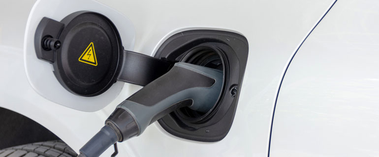 https://www.convenience.org/getmedia/6db8b640-f6b5-40fd-a50f-d2b230853fc8/electric-vehicle-charger_EV_charging.jpg