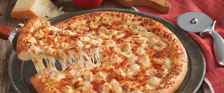https://www.convenience.org/getmedia/76aed3a2-de54-4d6b-a84d-e4433c535eac/LTO_Pizza_Chicken-Alfredo_Hunt-Brothers-Pizza_foodservice.jpg