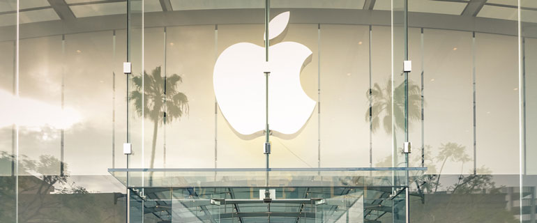 https://www.convenience.org/getmedia/798d26a8-9408-46f0-a2d7-3dc060299068/apple_starting-wage_pay_hourly-employees_HR_labor.jpg