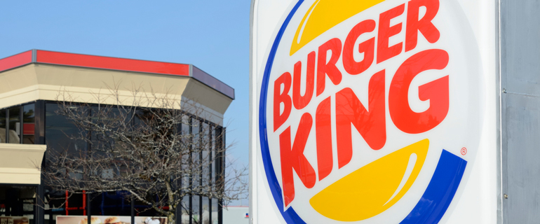 https://www.convenience.org/getmedia/7df5359e-a403-4980-b331-b0a78615c379/burger-king_chicken-sandwiches_chicken-sandwich-wars_foodservice.jpg
