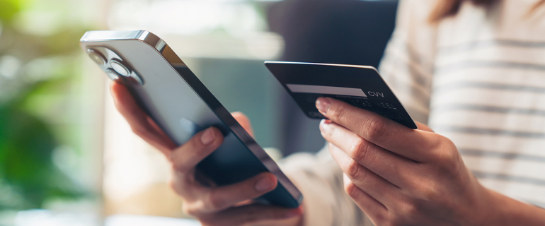 https://www.convenience.org/getmedia/7e25721a-2228-41d8-b8ec-607a9339642c/online-debit-transactions_competition_payments_government-relations.jpg