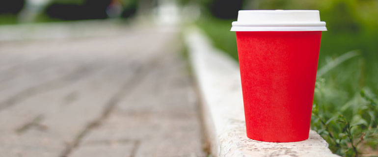 https://www.convenience.org/getmedia/81bf35c7-fd5f-43e7-af7c-90aabeb2bda3/artem-beliaikin-JsB3j_d4Fnk-unsplash_770x320_coffee.jpg