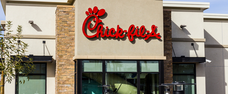 https://www.convenience.org/getmedia/88c67f16-61ed-472e-8346-37546ca0d522/chick-fil-a_fast-food_chicken-restaurants_qsrs.jpg
