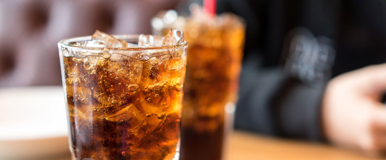 https://www.convenience.org/getmedia/8cb54828-8c9c-4fda-8c62-0bf6e55c32bf/iStock-698051792-_770x320_soda.jpg