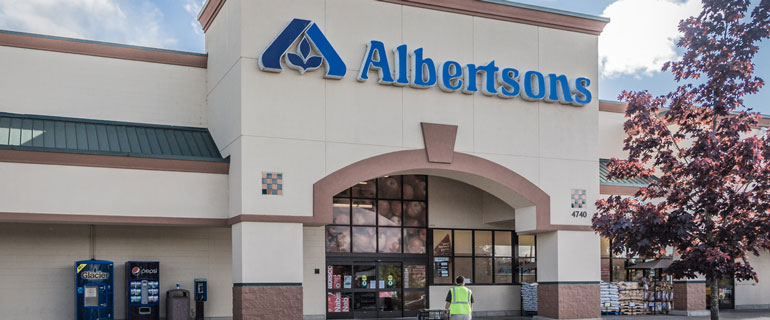 https://www.convenience.org/getmedia/9afff81c-2251-4248-964c-e2a50570567e/albertsons_self-checkout_technology_AI_shopping_grocery-stores.jpg