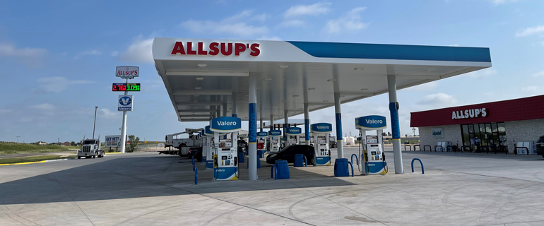 https://www.convenience.org/getmedia/a24ead64-abe9-497f-b81a-5210ef7b1d68/Slaton-2-770x320.jpg