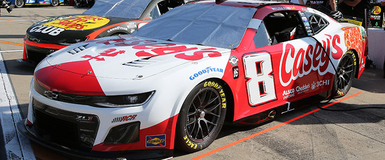 https://www.convenience.org/getmedia/b98ce68a-e200-4f2d-bc9e-fe08b0c71594/caseys-nascar-770x320.jpg