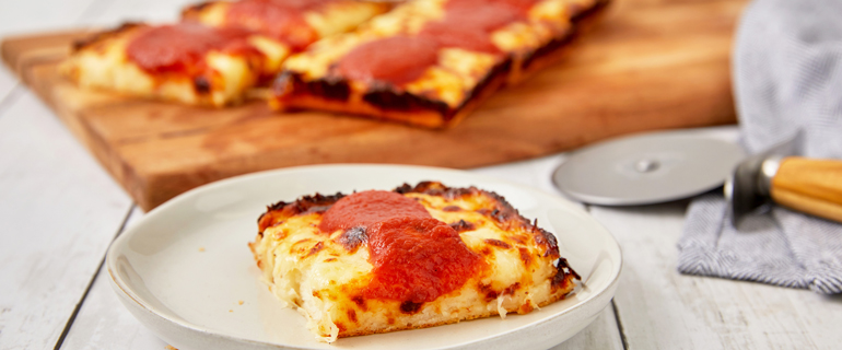 https://www.convenience.org/getmedia/b9feaac4-eba9-4885-b89d-03d01685c941/Richs-Detroit-Style-Gluten-Free-Crust_foodservice.jpg