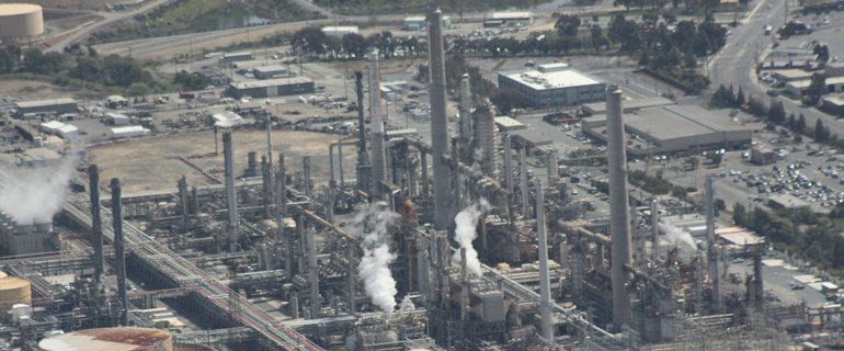 https://www.convenience.org/getmedia/ccf8f5f4-4b9c-4aaa-92d2-86b1d647cd58/refinery-109024_1920-770x320-gas.jpg