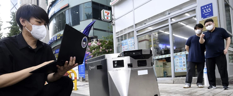 https://www.convenience.org/getmedia/d04e84f2-d1c6-40b6-b6e7-1efa9f682bb7/2021-08-26_16-16-23-7-Eleven-Korea-770x320.jpg