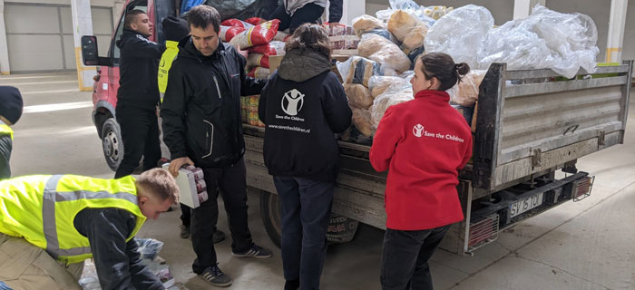 https://www.convenience.org/getmedia/d4498946-fcd8-41f9-9466-fd9f6eac4a75/Pilot-Company_Save-the-Children_Ukraine_community_giving_fundraiser.jpg
