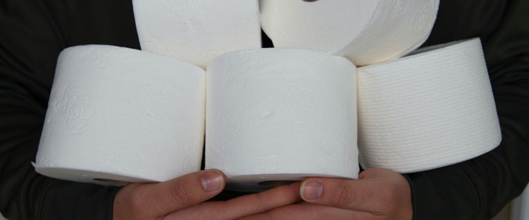 https://www.convenience.org/getmedia/d74e8795-ea9b-4481-bca5-98be1b779f68/elly-johnson-fOjOv6N0JXw-unsplash_770x320_toilet-paper.jpg