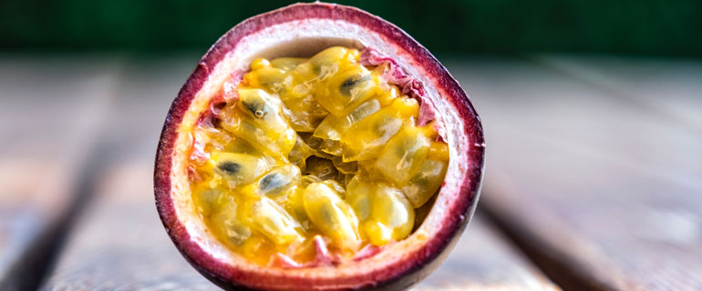 https://www.convenience.org/getmedia/d8d900f4-a820-4b86-bc57-47faf3295b52/michael-kucharski-dVBxFStU7kQ-unsplash_770x320_passion-fruit.jpg