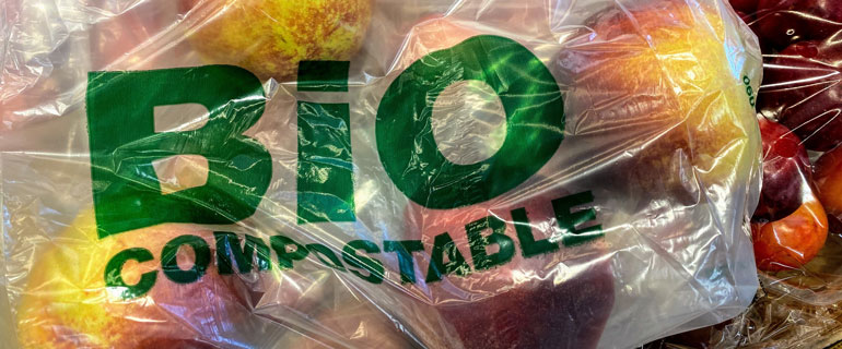 https://www.convenience.org/getmedia/dbe56eb7-d15c-4769-9330-3f628ef0e248/john-cameron-KENd4EBdqow-unsplash-770x320-food-waste.jpg