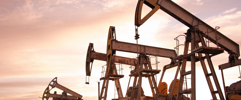 https://www.convenience.org/getmedia/dfb01653-15c6-4f93-84ee-620f3aef2598/crude-oil-drops_oil-prices_gas-prices.jpg