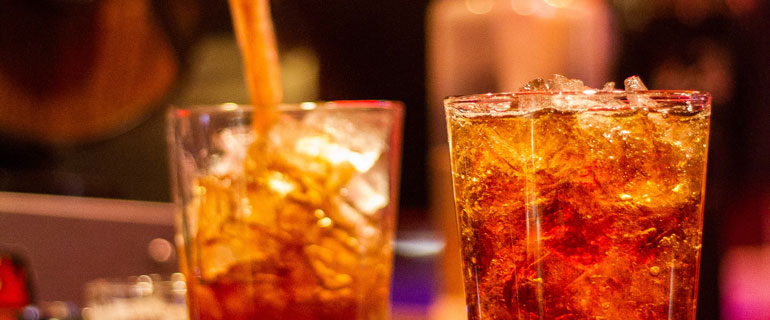 https://www.convenience.org/getmedia/fb6d0ba2-9cff-459a-9e68-b5c8c961616c/sam-battaglieri-9UUfyLBKojw-unsplash-soft-drinks-770x320.jpg